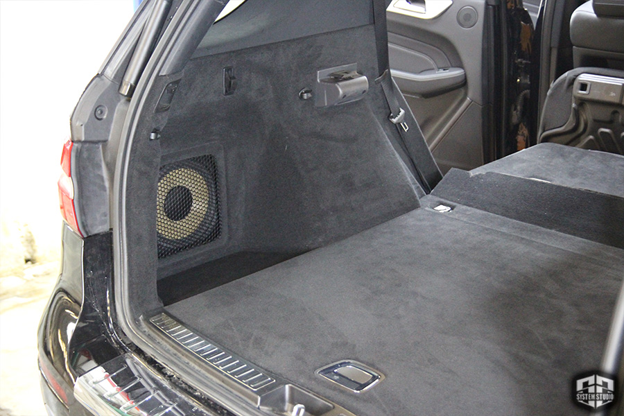 короба стелc в багажник в крыло для Mercedes ML W166 