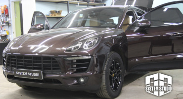 Porsche Macan автозвук. Новая аудиосистема с сабвуфером стелс